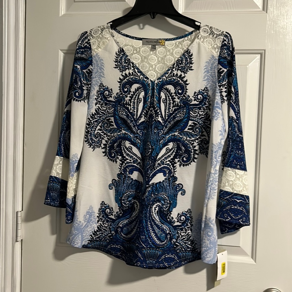 Figueroa & flower top nwt